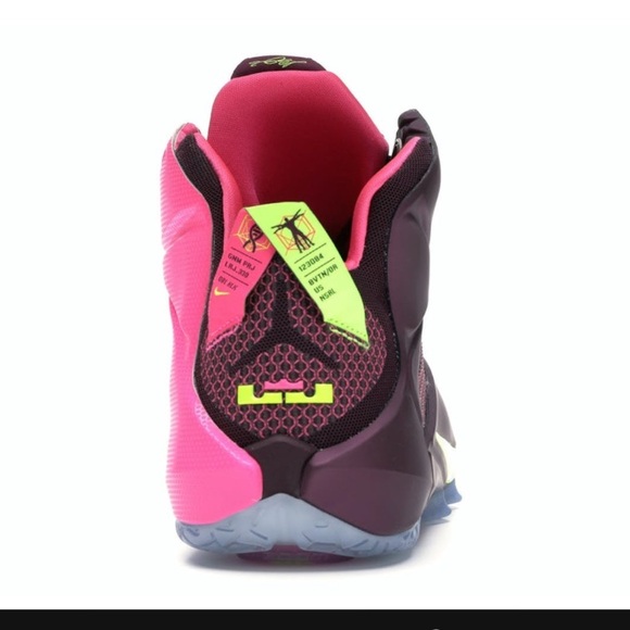 NIKE LEBRON 12 - Picture 3 of 16